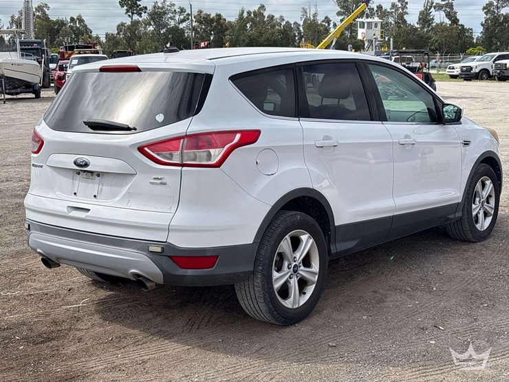 2016-ford-escape-image-3