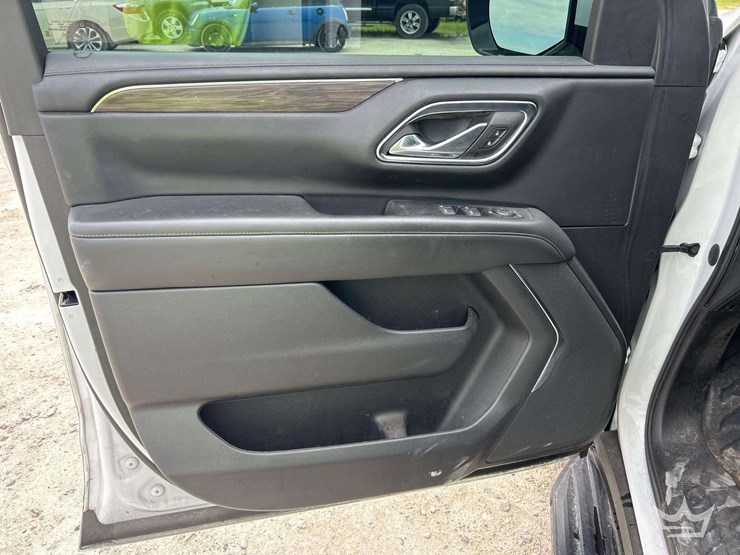 2023-chevrolet-tahoe-image-11