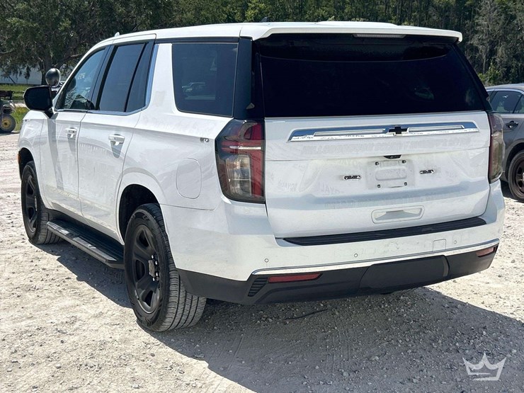 2023-chevrolet-tahoe-image-3