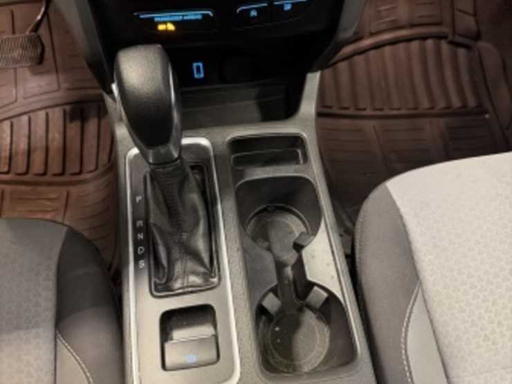 2018-ford-escape-se-image-22