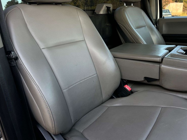 2020-ford-f350-image-23