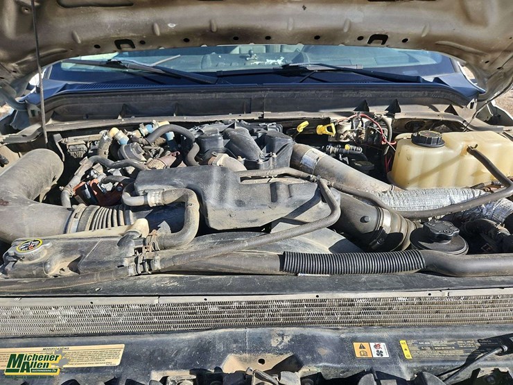 2015-ford-f550-image-26
