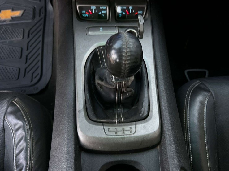 2010-chevrolet-camero-2lt-coupe-6-speed-manual-transmission-(189,646-miles)-image-19