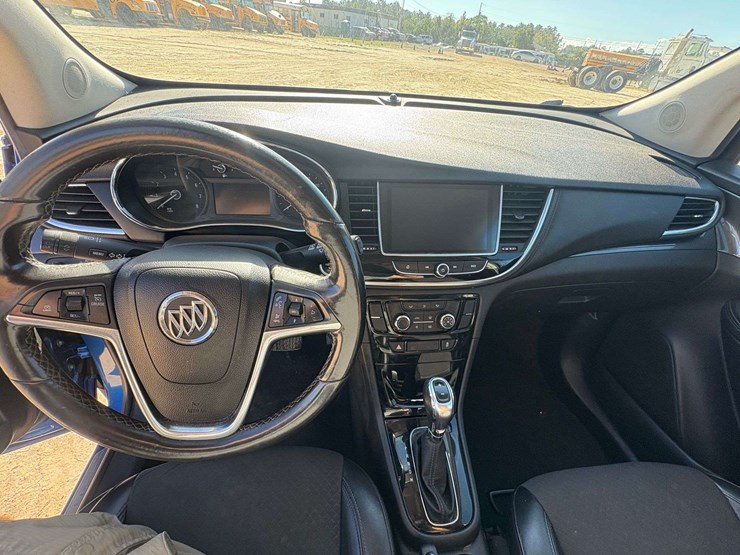 2018-buick-encore-image-11