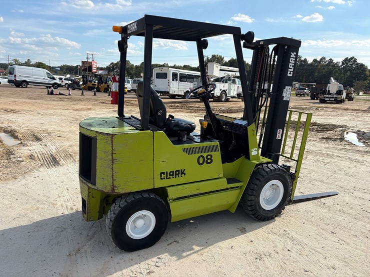 clark-gpx25-image-3