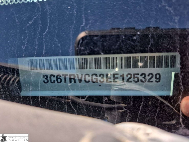 non-operable-2014-ram-promaster-cargo-van-image-15