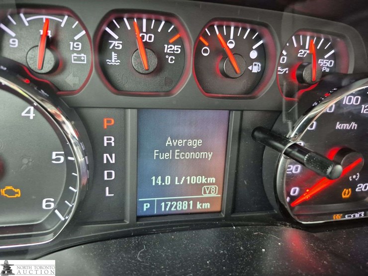 2017-chevrolet-silverado-1500-image-18