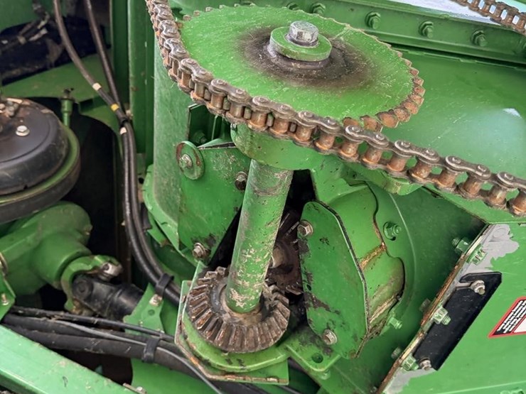 2011-john-deere-9770-sts-image-19