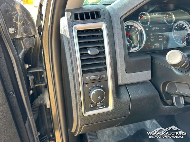 2018-dodge-1500-image-16