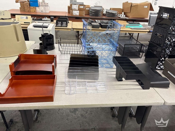 misc.-office-items-(organizers,-clocks,-mats,-stools,-carts,-and-height-adjustable-table.-image-2