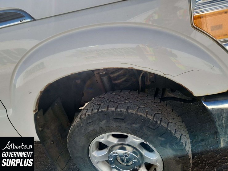2013-ford-f350-image-46