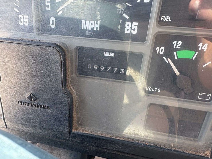 2000-international-4700-image-13
