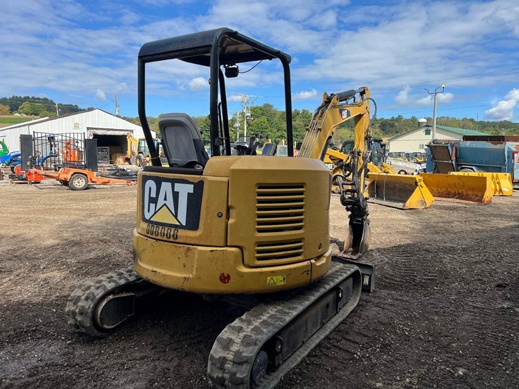 2012-caterpillar-303-image-6