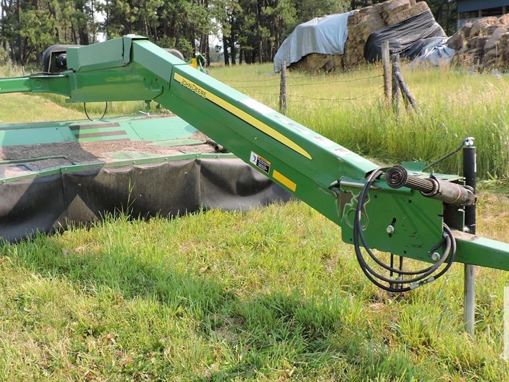 john-deere-835-image-1