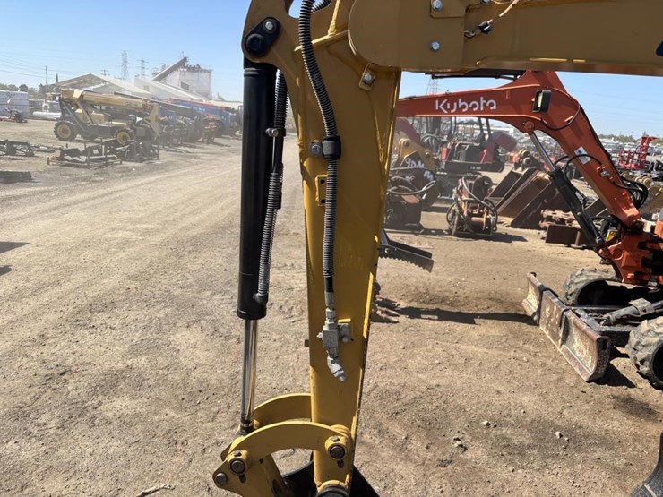 caterpillar-303e-cr-image-13