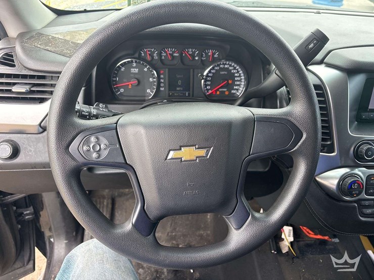 2015-chevrolet-tahoe-image-13