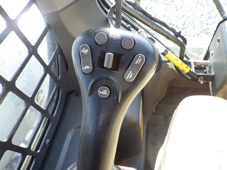 2021-bobcat-s66-image-27