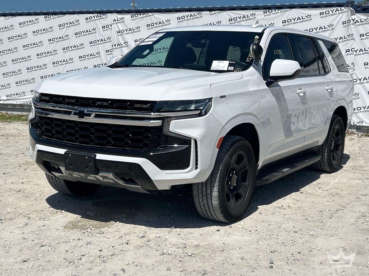 2023-chevrolet-tahoe-image-1