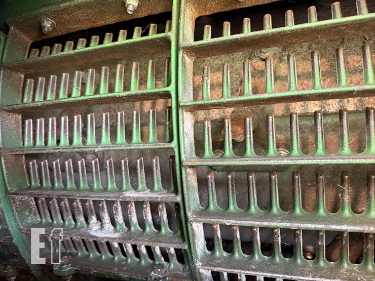 2011-john-deere-9770-sts-image-23