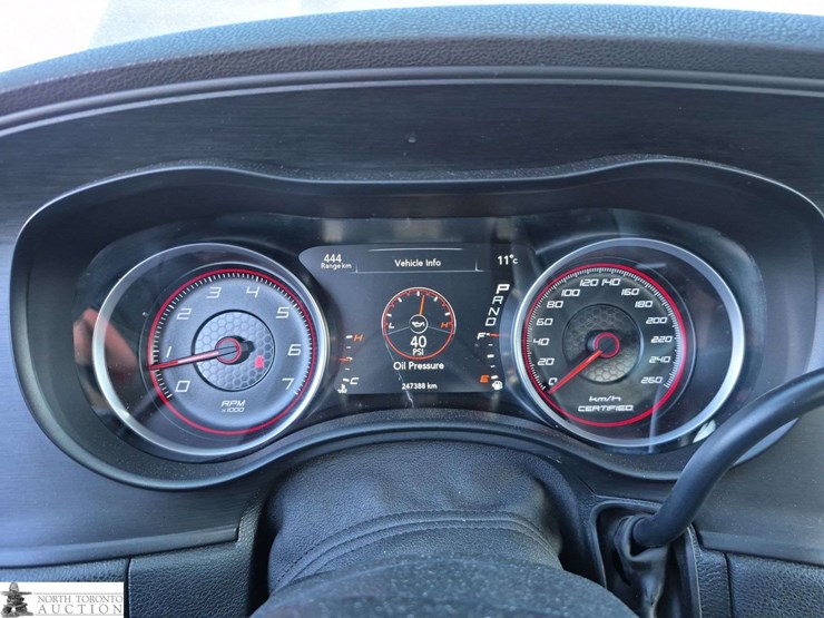2017-dodge-charger-image-11