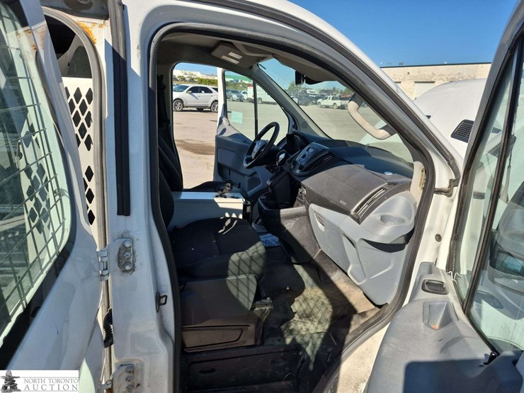 2018-ford-transit-image-26
