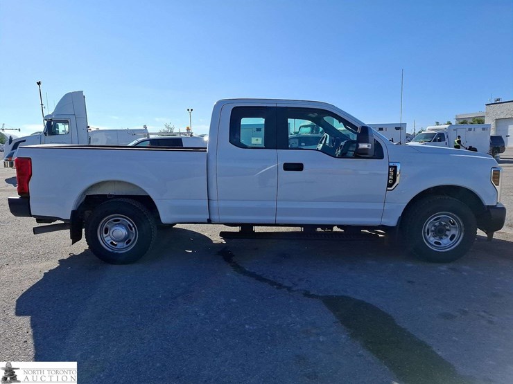 2018-ford-f350-image-4