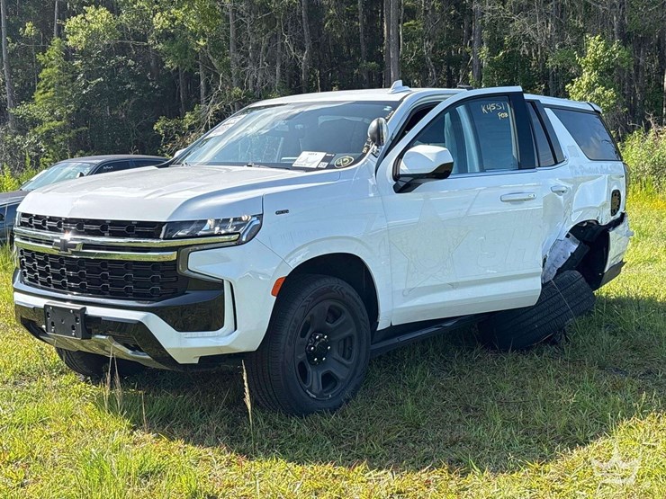 2023-chevrolet-tahoe-image-1