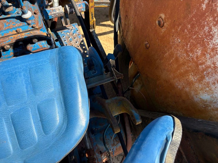 ford-6610-image-12
