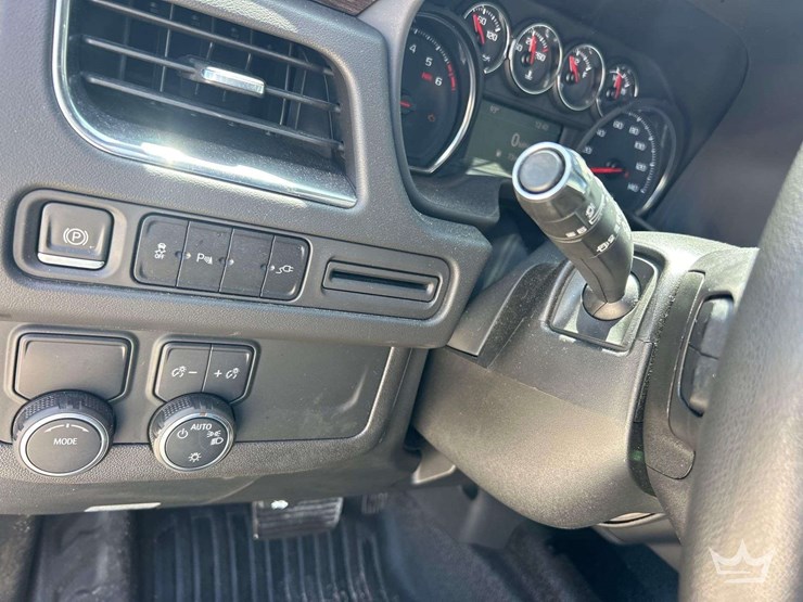 2022-chevrolet-tahoe-image-14