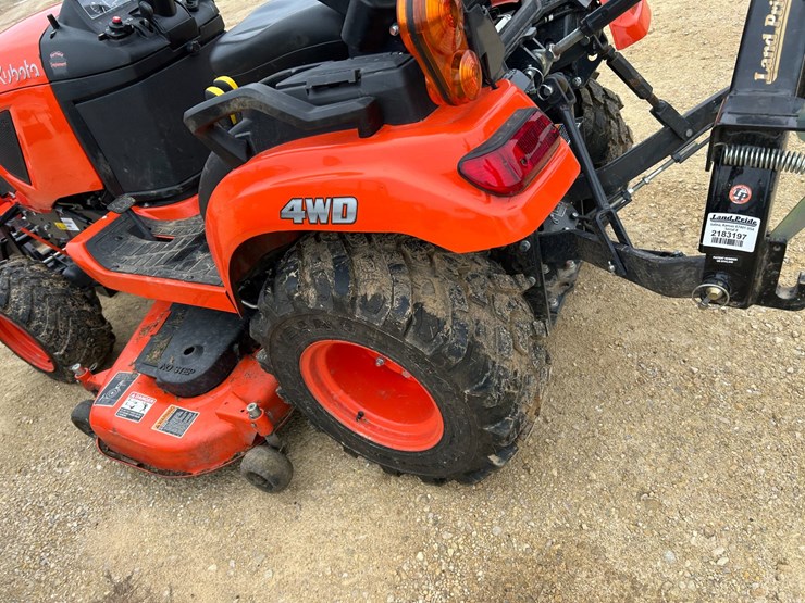 2024-kubota-bx2380-image-9