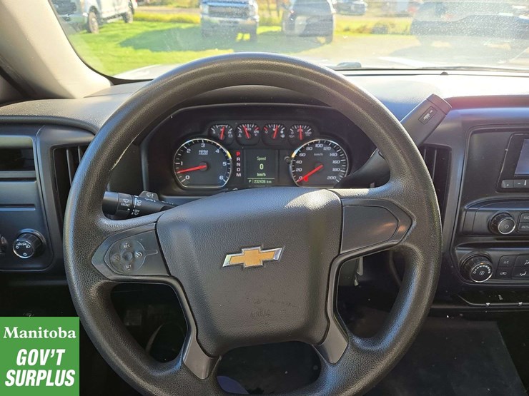2014-chevrolet-silverado-1500-image-18