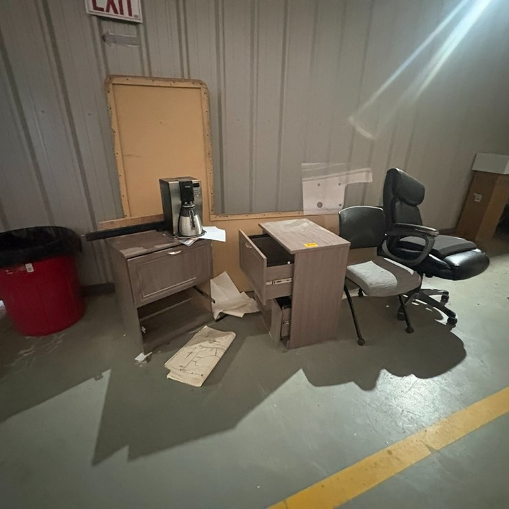 #42120 • Lot of Desk, Chairs, & Miscellaneous