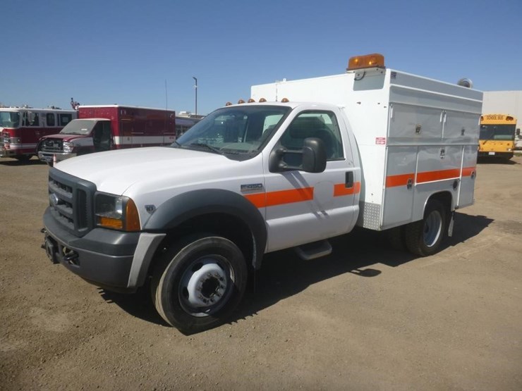 2007-ford-f450-image-1