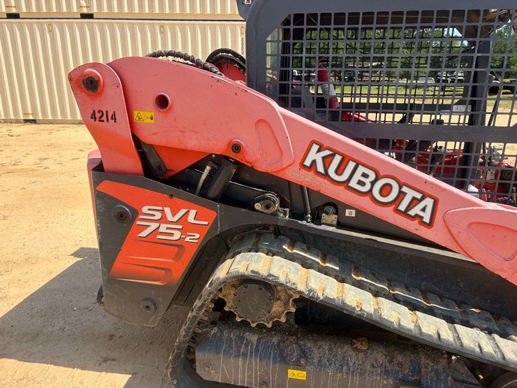 2018-kubota-svl75-image-14