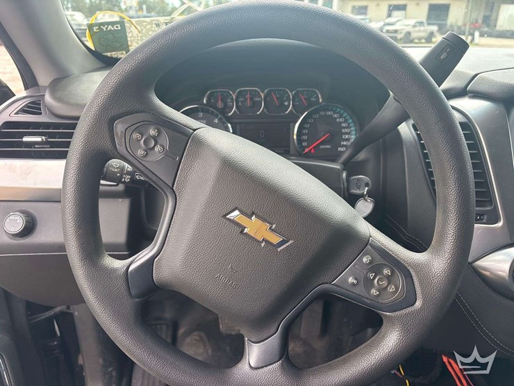 2019-chevrolet-tahoe-image-12