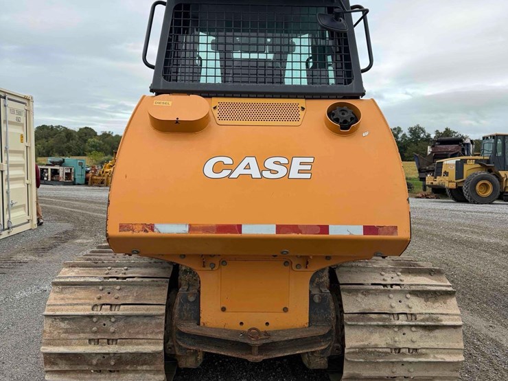 2016-case-850m-wt-image-6