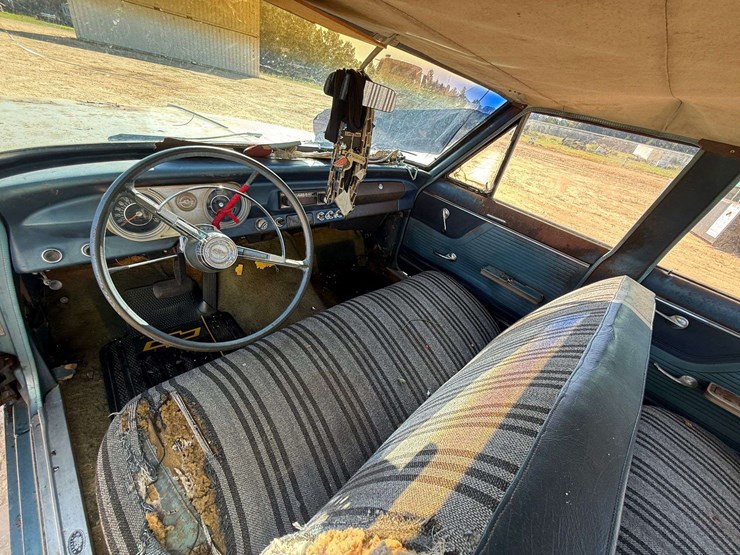 1962-chevrolet-chevy-ii-300-/-nova-400-4-door-sedan-image-14