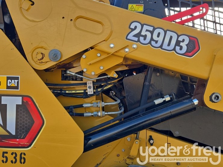2019-caterpillar-259d3-image-30