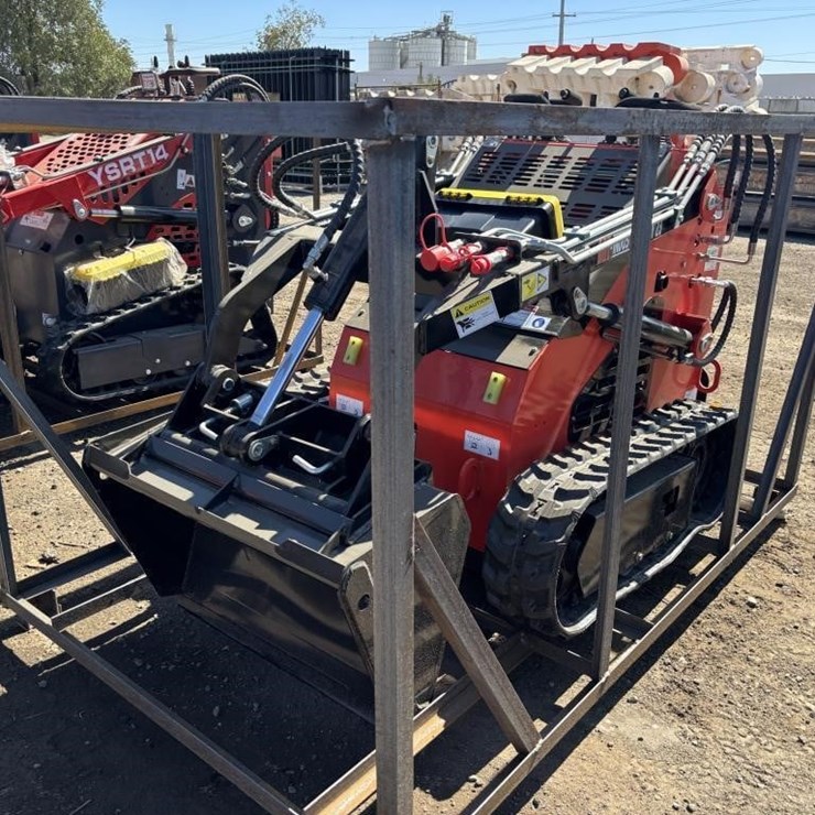 2026 AGT LRT23 Skid Steer Track Loader