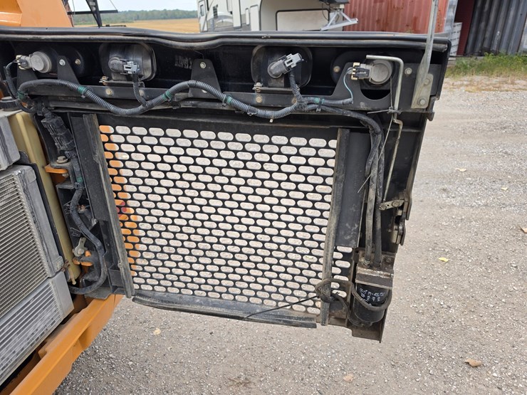 2015-case-sr175-image-27