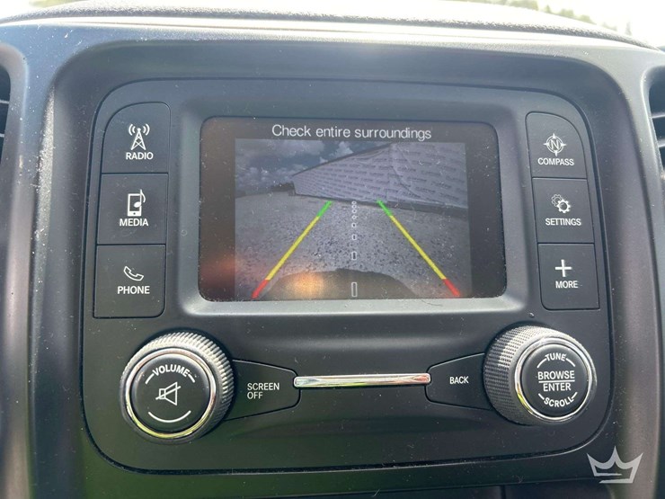 2018-jeep-cherokee-image-19