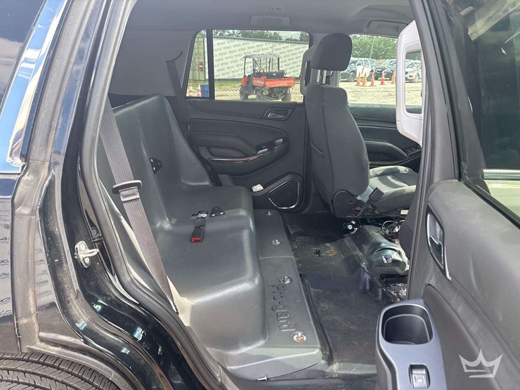2019-chevrolet-tahoe-image-17