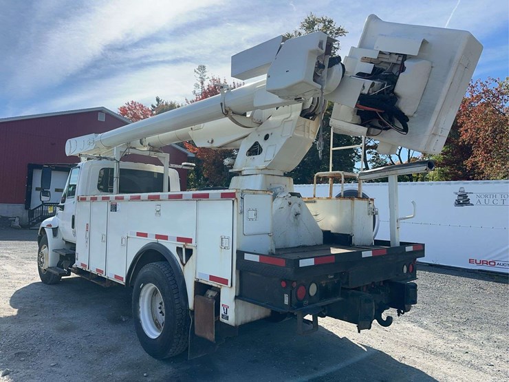 2003-international-durastar-4300-image-7