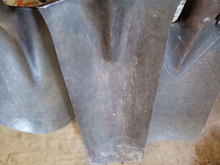long-handled-shovels-and-d-handle-spade-image-1