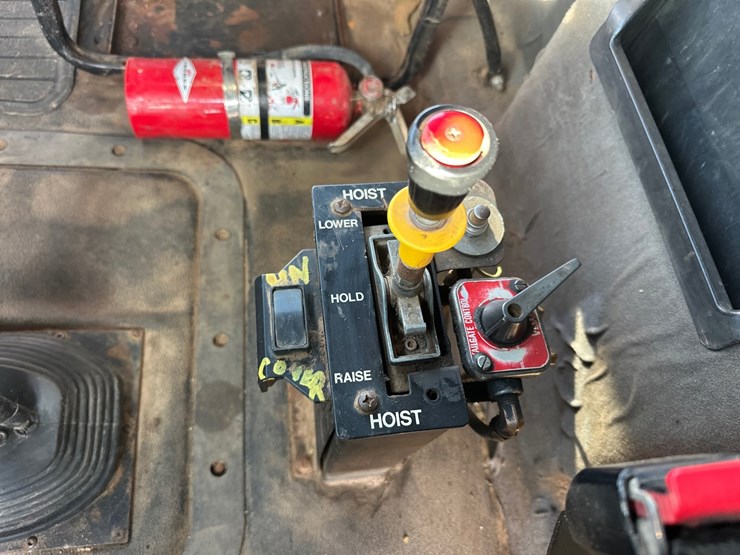 1994-mack-cl713-image-36
