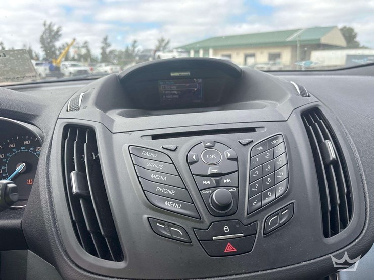 2014-ford-escape-image-16