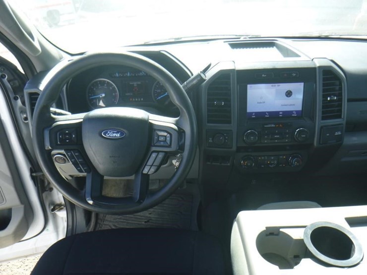 2020-ford-f250-image-9