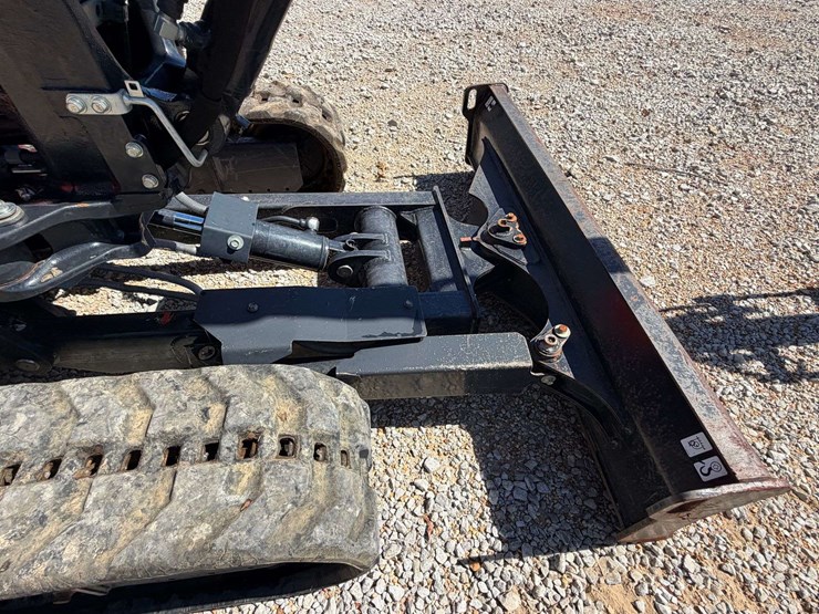 2023-kubota-kx033-4-image-34