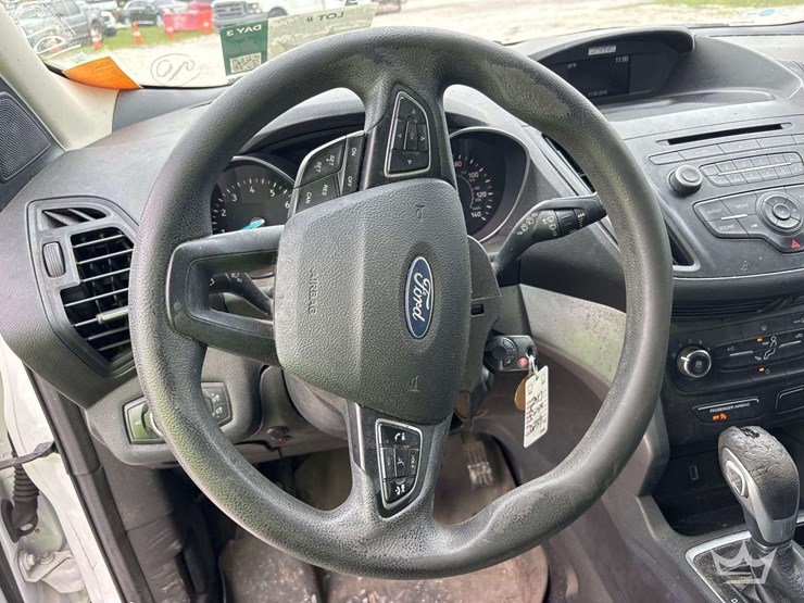 2017-ford-escape-image-7