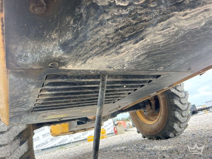 2019-caterpillar-th514d-image-25
